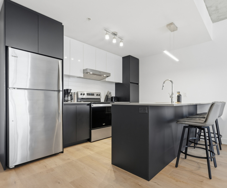Condo 3 chambres - Brossard - Meublé